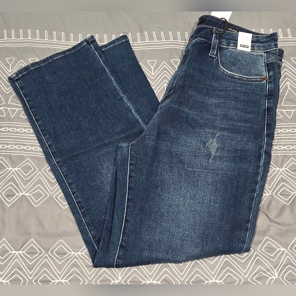 Judy Blue Denim - Judy Blue High Waisted Ripped Straight Leg Dad Jeans Size 15/32